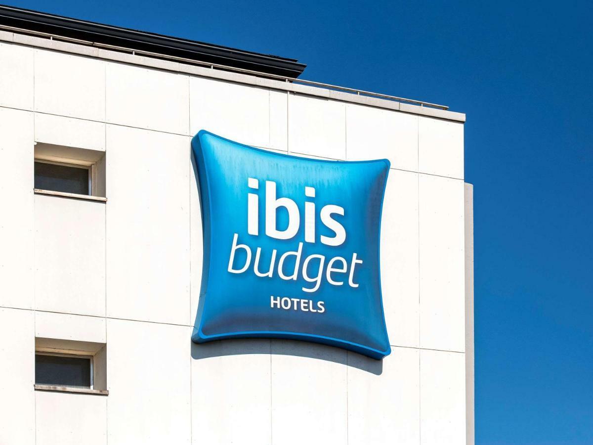 Ibis Budget Pau Лескар Екстериор снимка